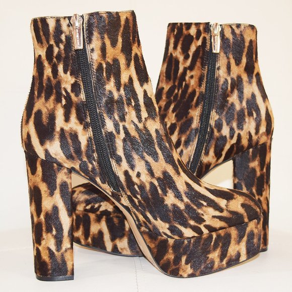 SOLD / Vince Camuto Leopard Calf Hair Platform Bootie  / Size 8M - Picture 4 of 10